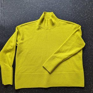 Cashmere women's turtleneck. Cashmere sweater. Unique color